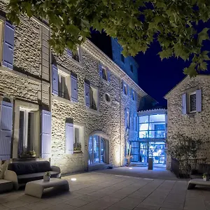 le-moulin-de-valaurie.hotels-rhonealpes.com/